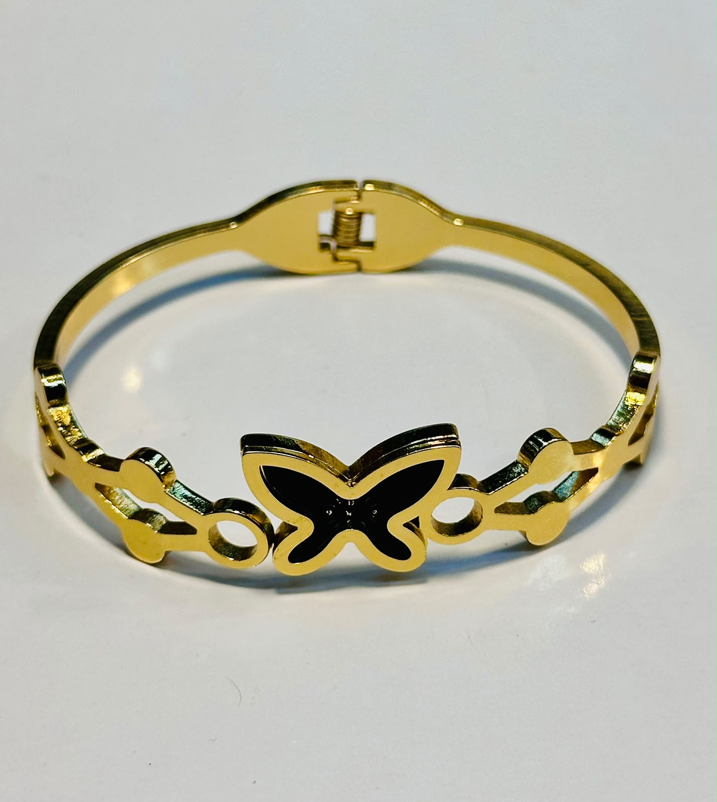 WhatsApp Image 2026-07-13 at 10.23.13 PM (1) Bracelet and Bangle Watch Style - Image 1